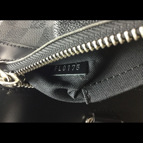 Louis Vuitton Damier Graphite Overnight Bag - Picture 7 of 8